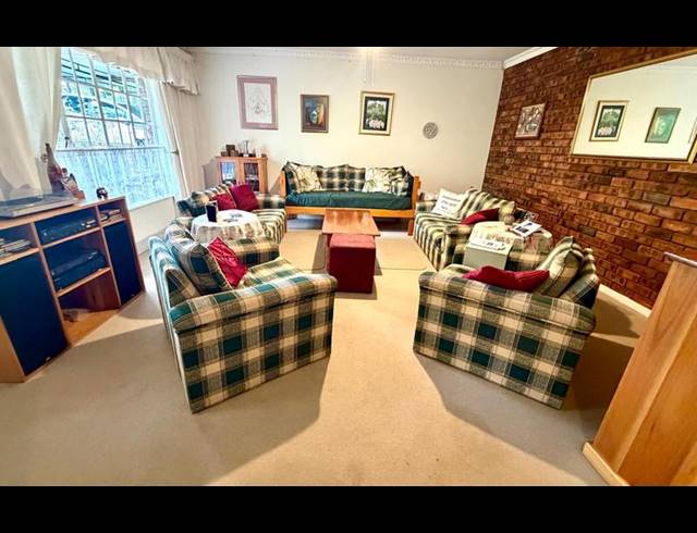 4 BEDROOM HOUSE FOR SALE IN WEMBLEY